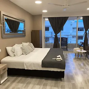 Aparta Estudio En El Edificio Bahia 79 Apartasuites Cartagena